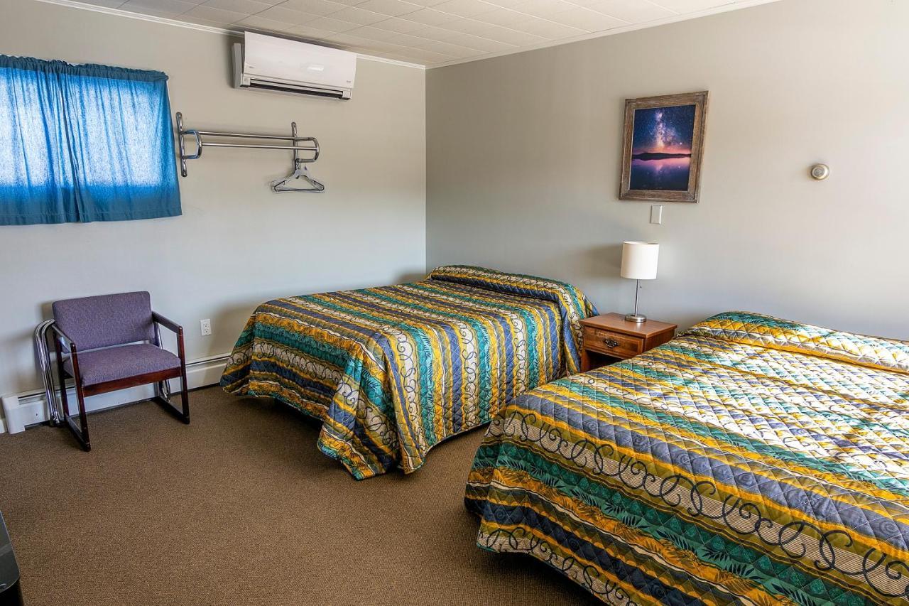 Ludlow The Brookside Inn מראה חיצוני תמונה